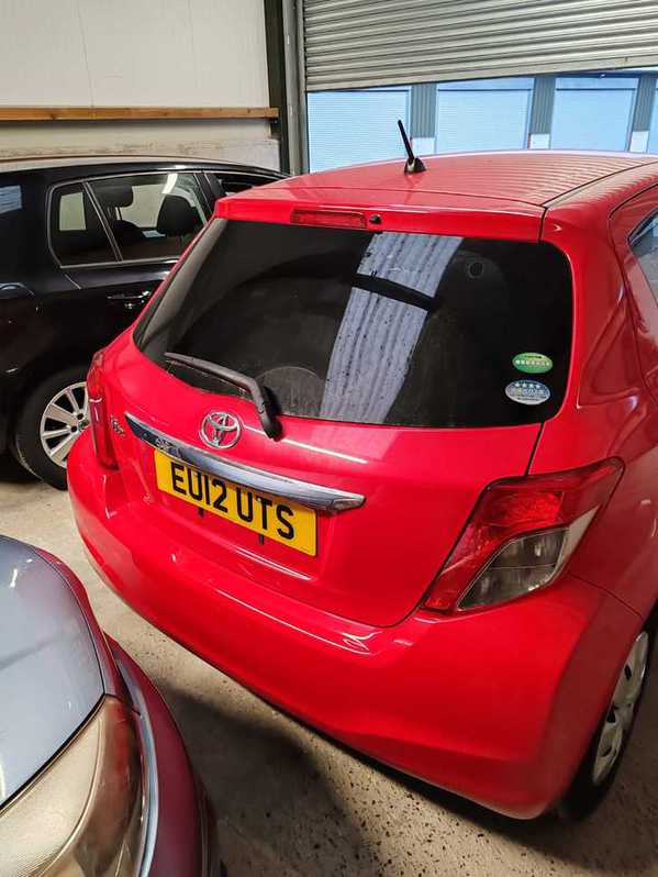 Toyota Vitz For Sale Colour, red Vehicles 2